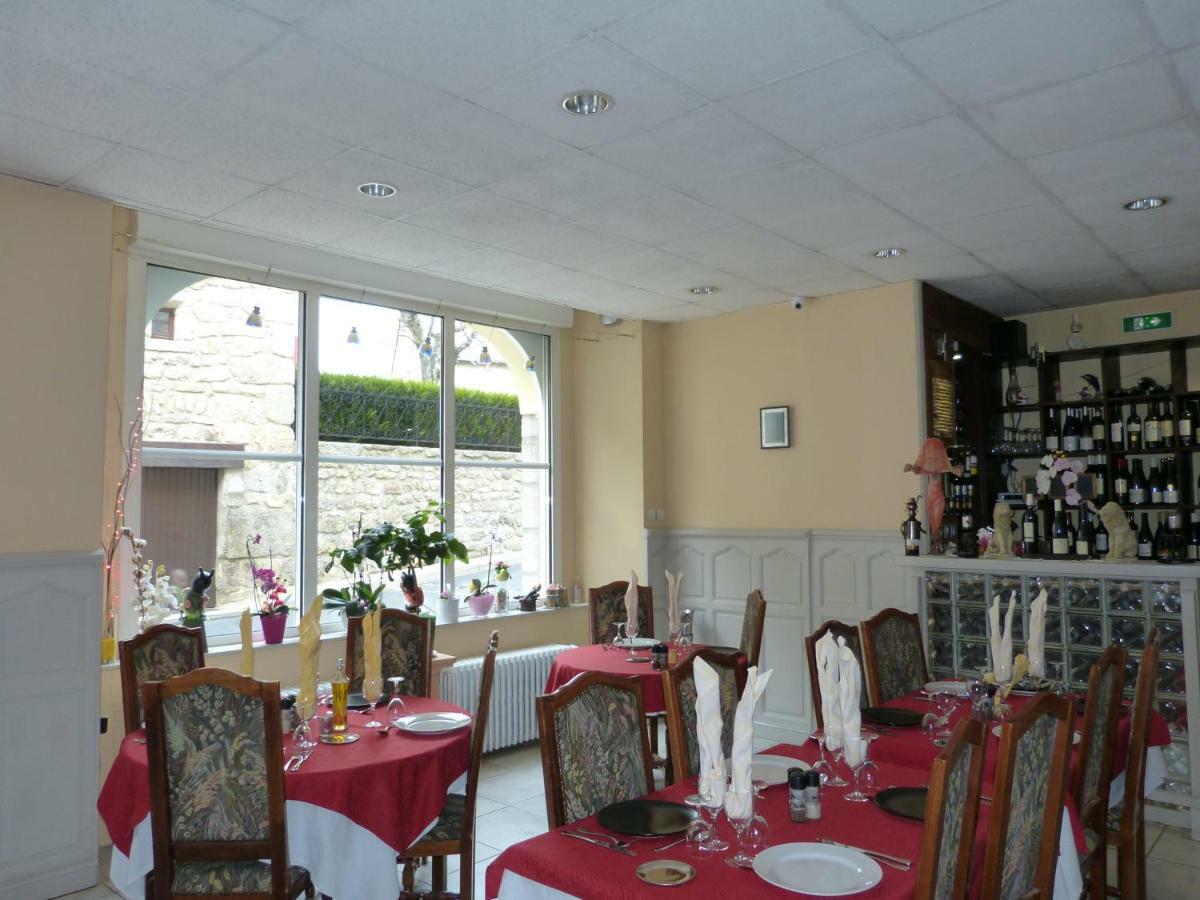 Saint-Chély-dʼApcher Le Lion D'Or酒店 外观 照片